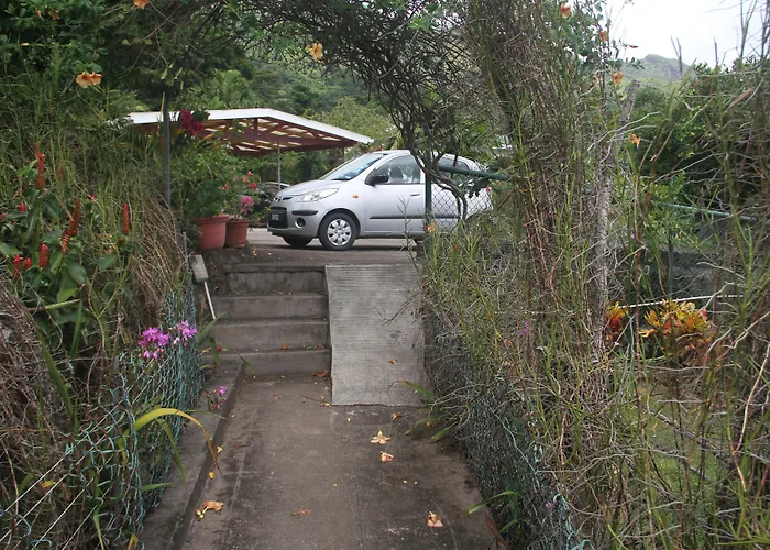 Daniella's Bed & Breakfast