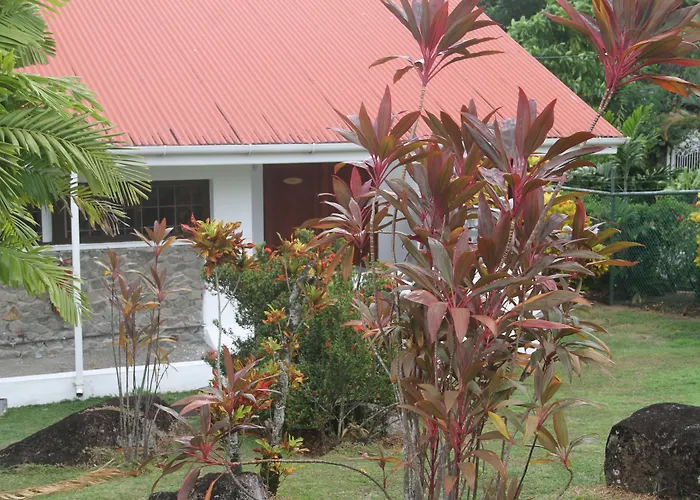 Daniella's Bed & Breakfast Bel Ombre
