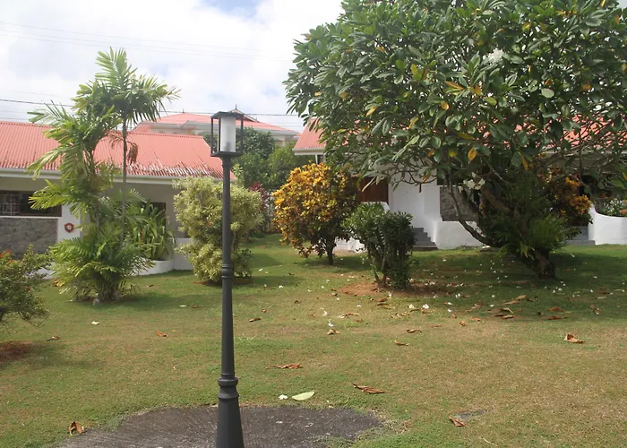 Daniella's Bed & Breakfast 3*