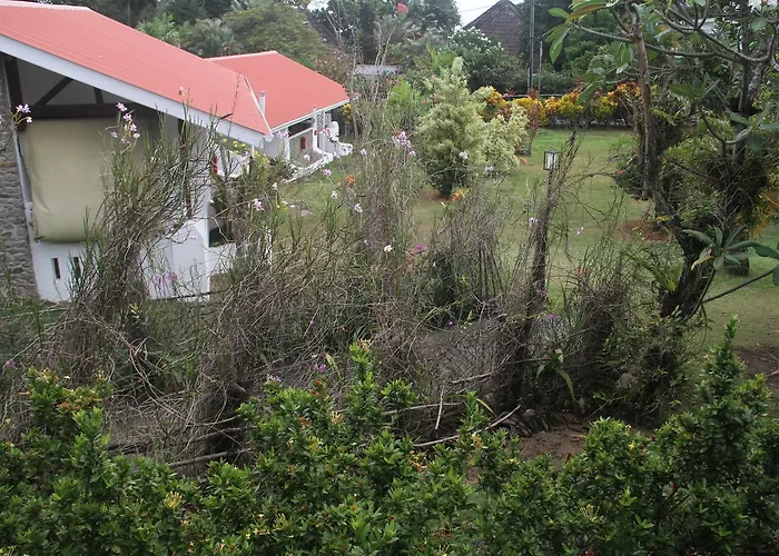 Daniella's Bed & Breakfast 3*